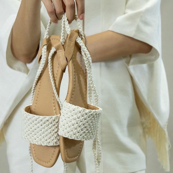 Pawuamba Designer Handmade Crochet Self-tie Sandals - Picture 2 of 10